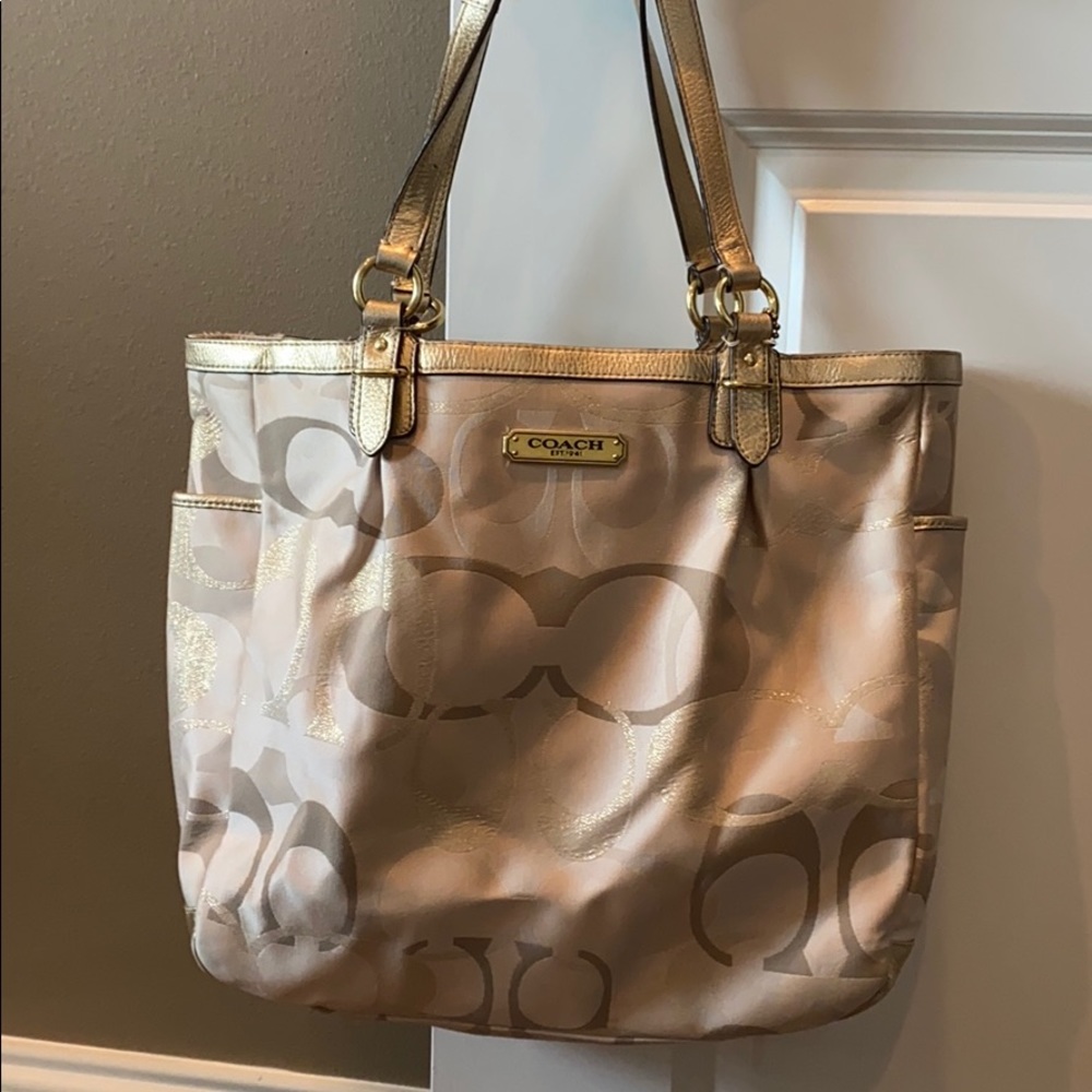 Coach purse